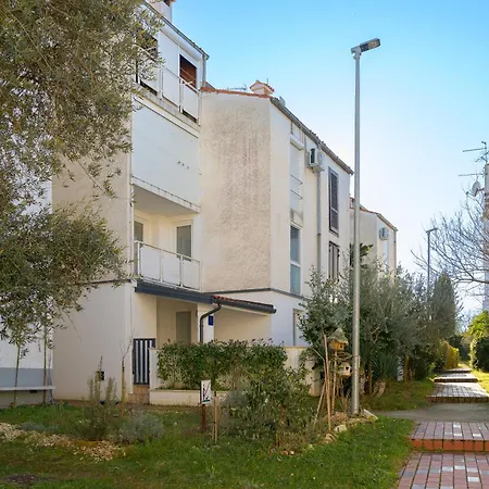 Pinjola Apartman