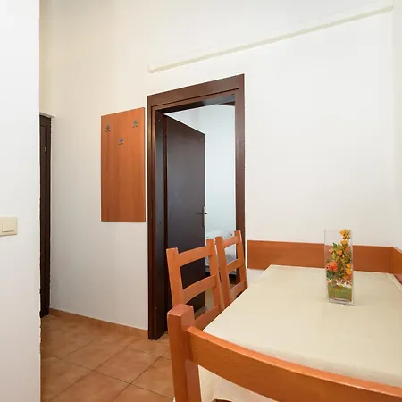 Appartement Pinjola *