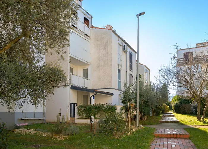 Pinjola Apartment